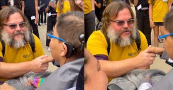 Actor Jack Black Sings Tune Film ‘School Of Rock’ To Disabled Young Fan