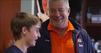 Coach Bruce Pearl’s Incredible Friendship With Young Cancer Survivor Transcends The Court